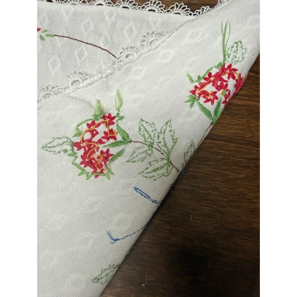 Vintage Hand Embroidered  White Lace Trim Floral dresser scarf